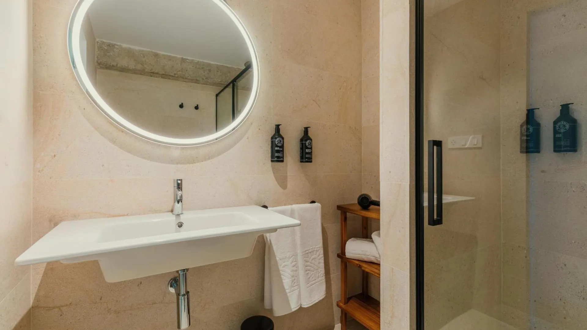 Apartamentos Top Secret Prestige Es Pujols - Formentera Vacaciones 0*,